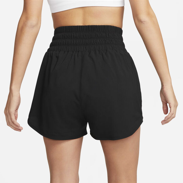 Nike Women's Dri-FIT One Ultra High-Waisted Shorts Black Nike Women's Dri-FIT One Ultra High-Waisted Shorts Black image number 2