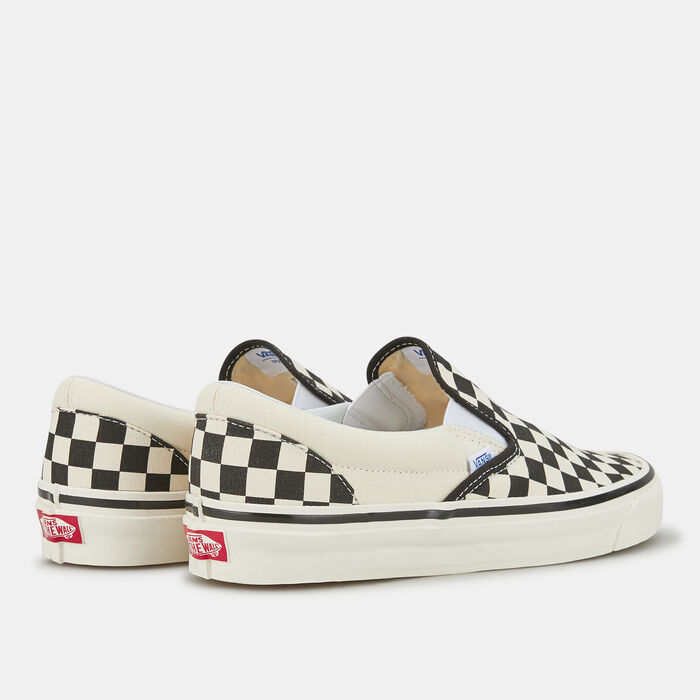 Vans Classic Slip-On 98 Dx Unisex Shoe Black Vans Classic Slip-On 98 Dx Unisex Shoe Black image number 2