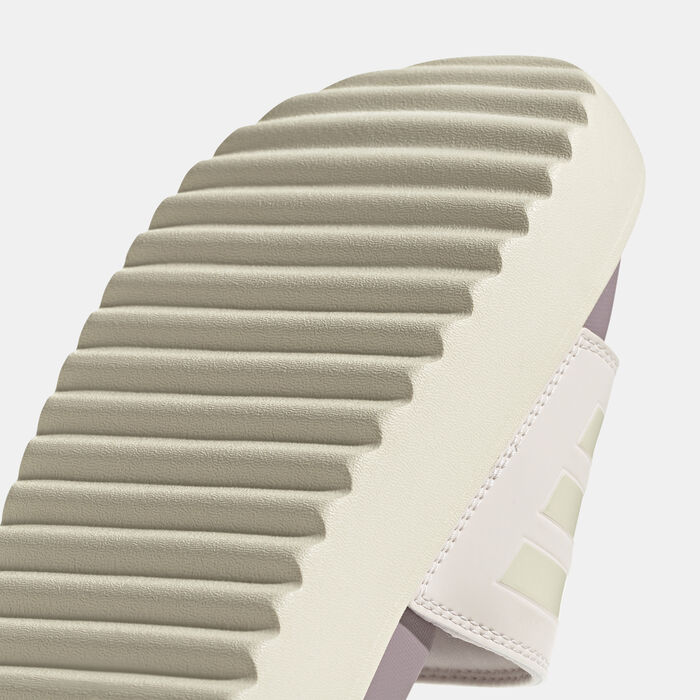 adidas Women's Adilette Platform Slides Beige image number 4