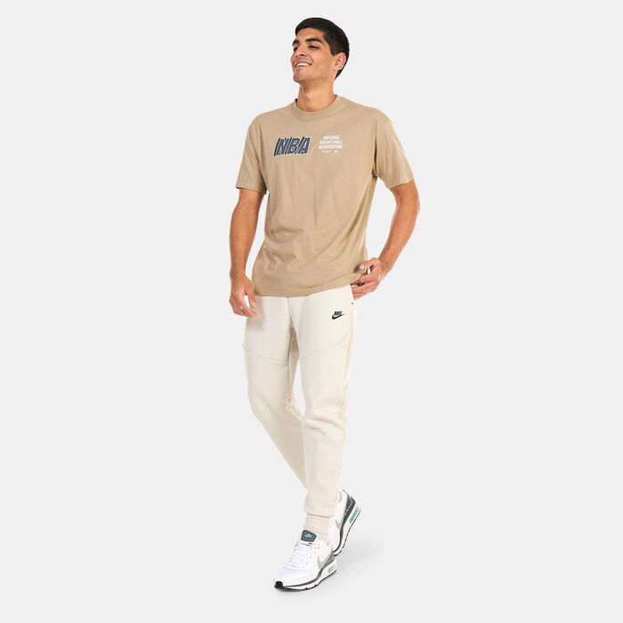 Nike Men's NBA Team 31 Courtside Max 90 T-Shirt Brown image number 2