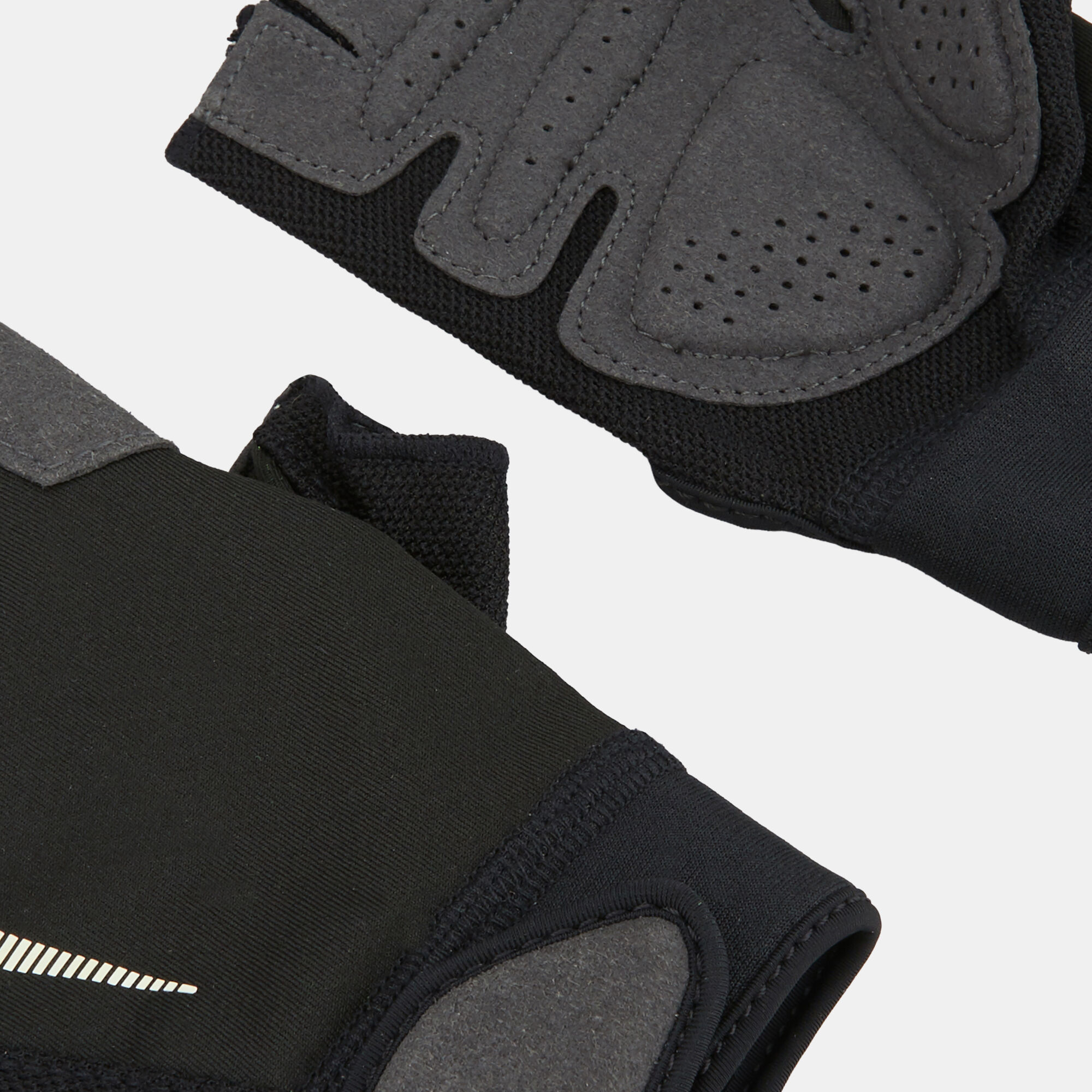 Men s Ultimate Fitness Gloves Black Nike in KSA SSS