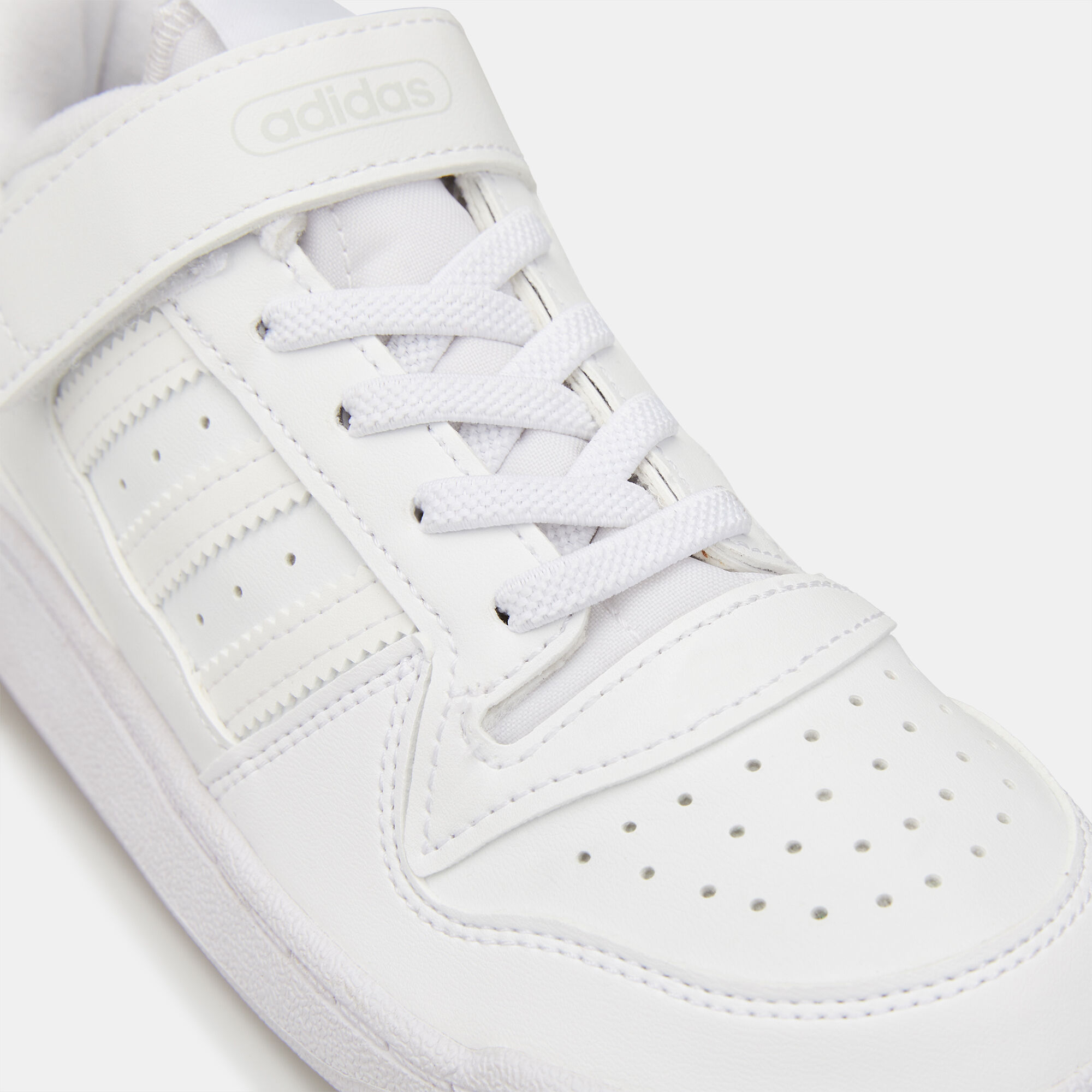 Adidas low refined forum sneakers deals