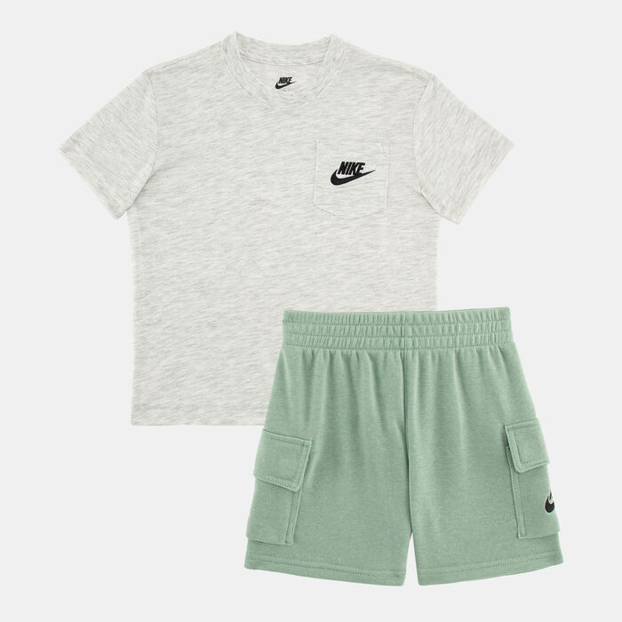 Nike Kids' Pocket T-Shirt and French Terry Shorts Set Green Nike Kids' Pocket T-Shirt and French Terry Shorts Set Green image number 0