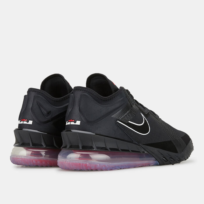 Men's LeBron 18 Low Basketball Shoe Men's LeBron 18 Low Basketball Shoe image number 3