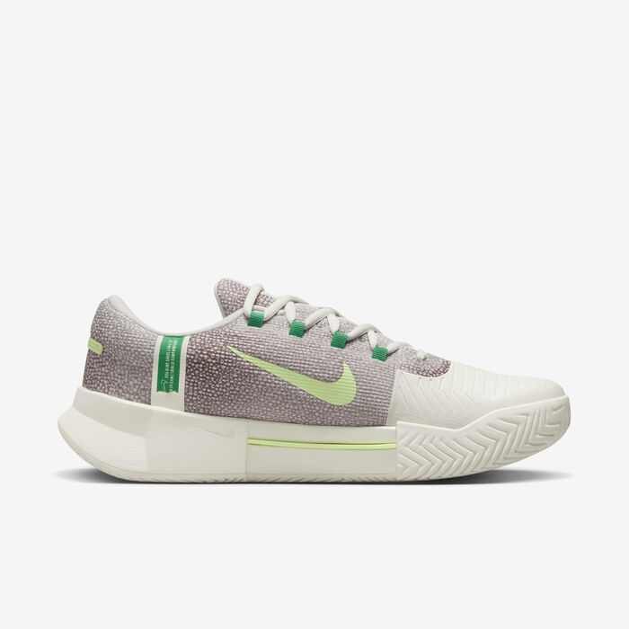 Nike Men's GP Challenge 1 Premium Hard Court Tennis Shoes Grey Nike Men's GP Challenge 1 Premium Hard Court Tennis Shoes Grey image number 2