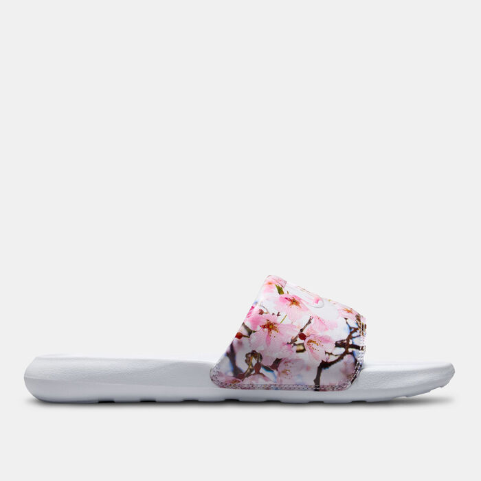 Nike Women's Victori One Slides White Nike Women's Victori One Slides White image number 0