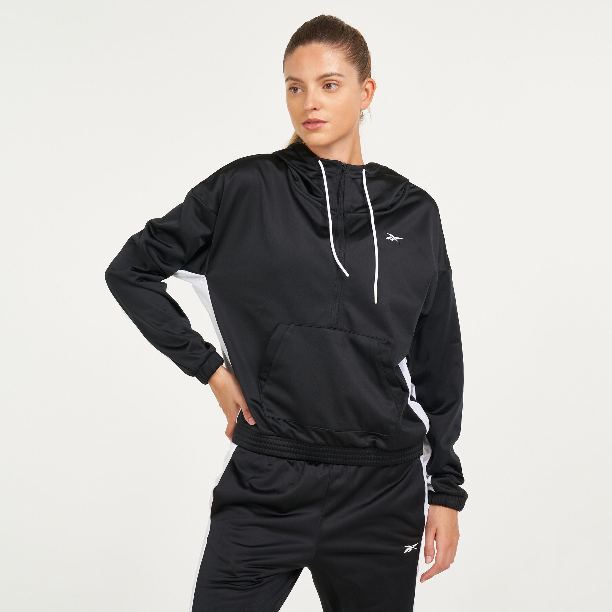 reebok te linear logo frech terry tracksuit