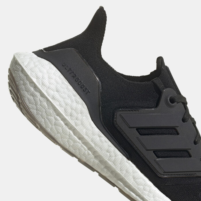 adidas Men's Ultraboost 22 Shoe Black adidas Men's Ultraboost 22 Shoe Black image number 4