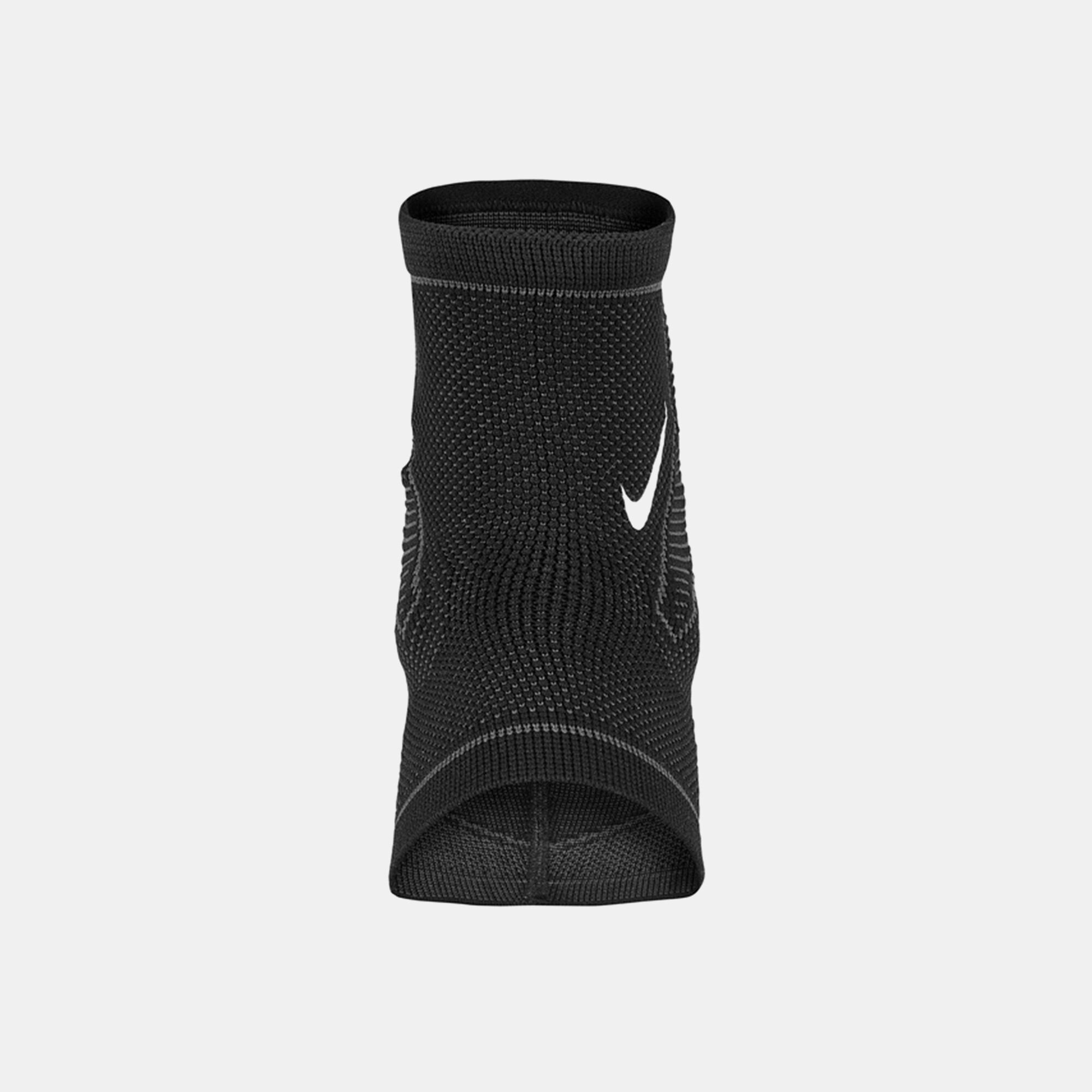 Pro Knitted Ankle Sleeve Black Nike in KSA SSS