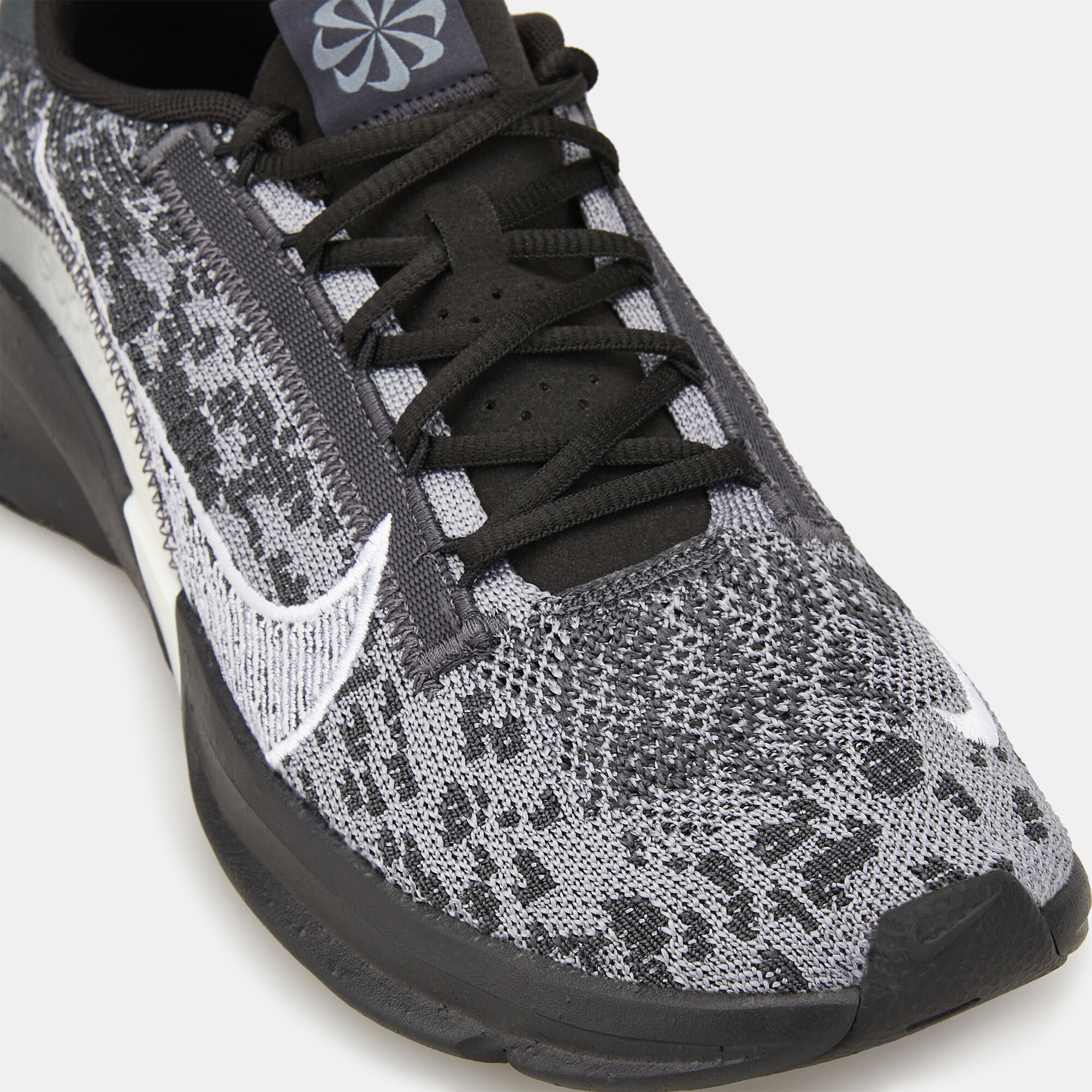 Nike flyknit trainee clearance