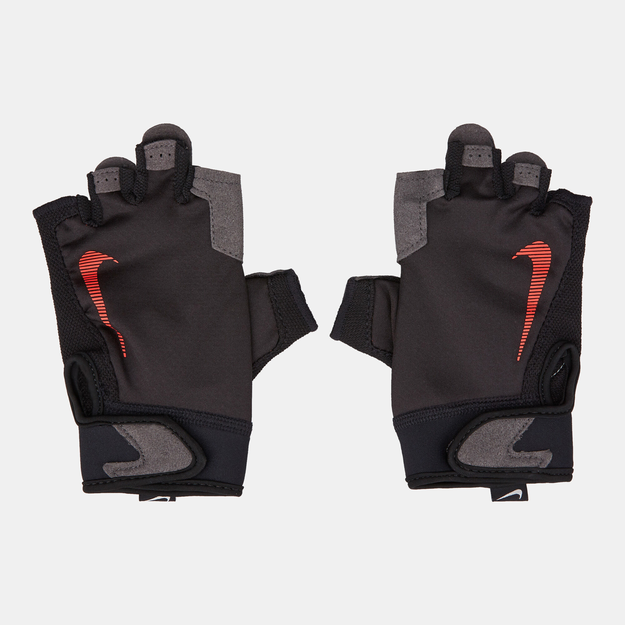 Nike ultimate hotsell fitness gloves