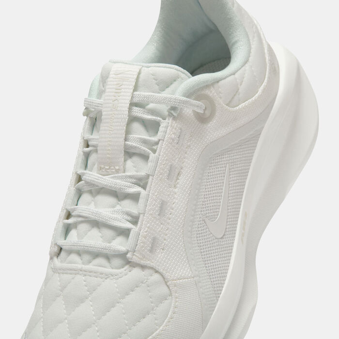 Nike Women's Winflo 11 GORE-TEX Road Running Shoes White Nike Women's Winflo 11 GORE-TEX Road Running Shoes White image number 6