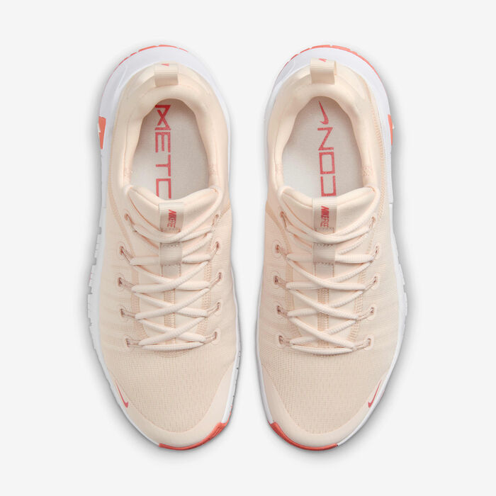 Nike Women's Free Metcon 6 Training Shoes Peach Nike Women's Free Metcon 6 Training Shoes Peach image number 3