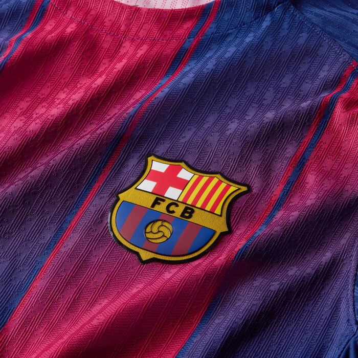 Nike Men's FC Barcelona 25/26 Home Authentic Football Jersey Blue Nike Men's FC Barcelona 25/26 Home Authentic Football Jersey Blue image number 2