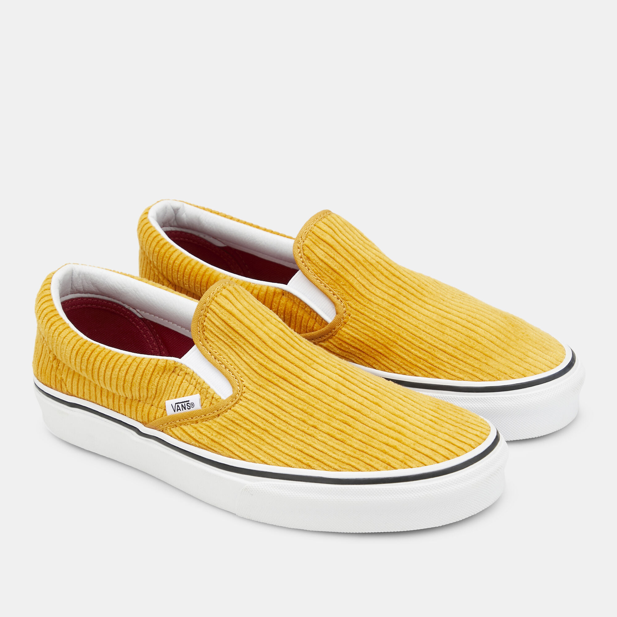 Vans design top assembly slip on