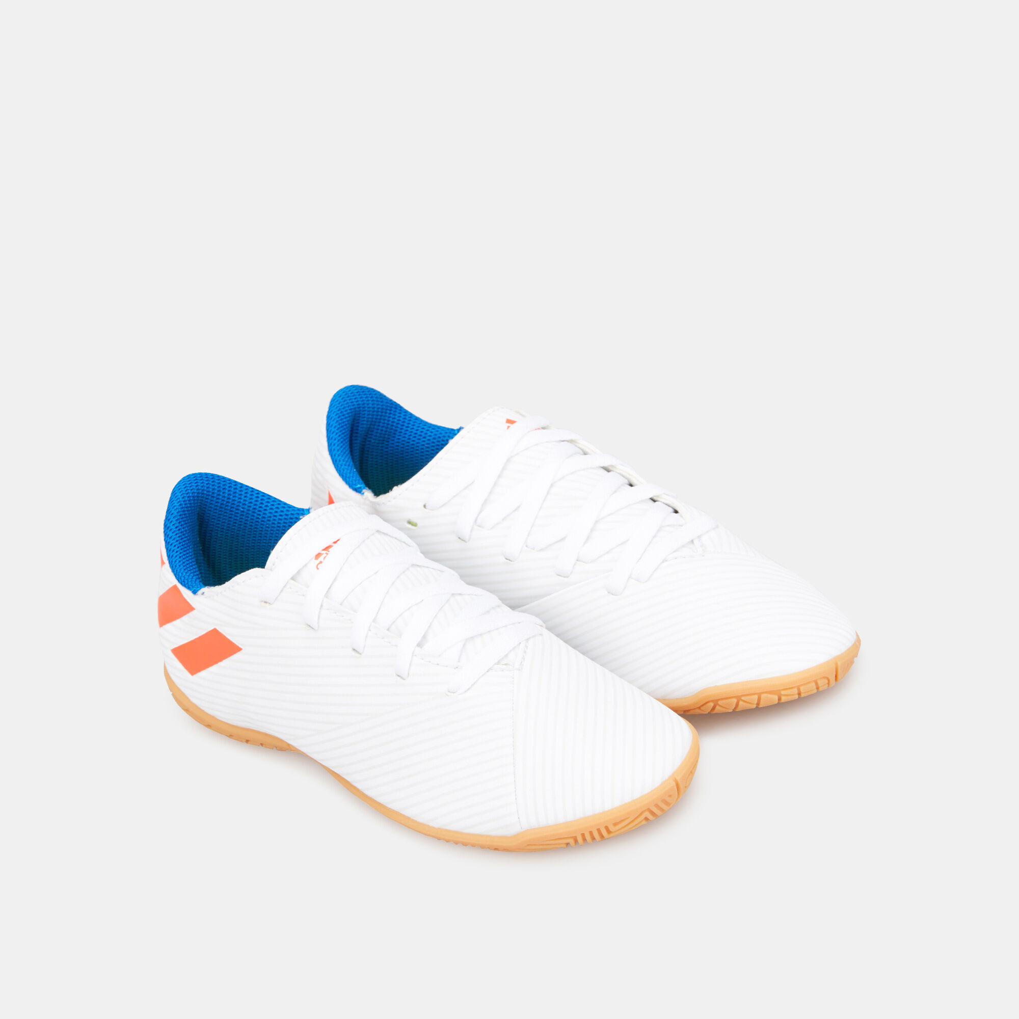 Nemeziz 19.4 indoor sales