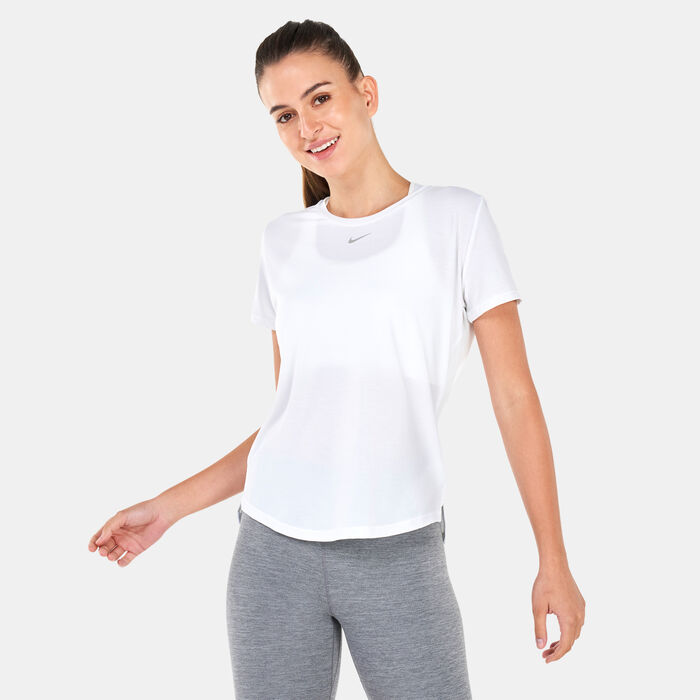 Nike Women's Dri-FIT UV One Luxe T-Shirt Black Nike Women's Dri-FIT UV One Luxe T-Shirt Black image number 0
