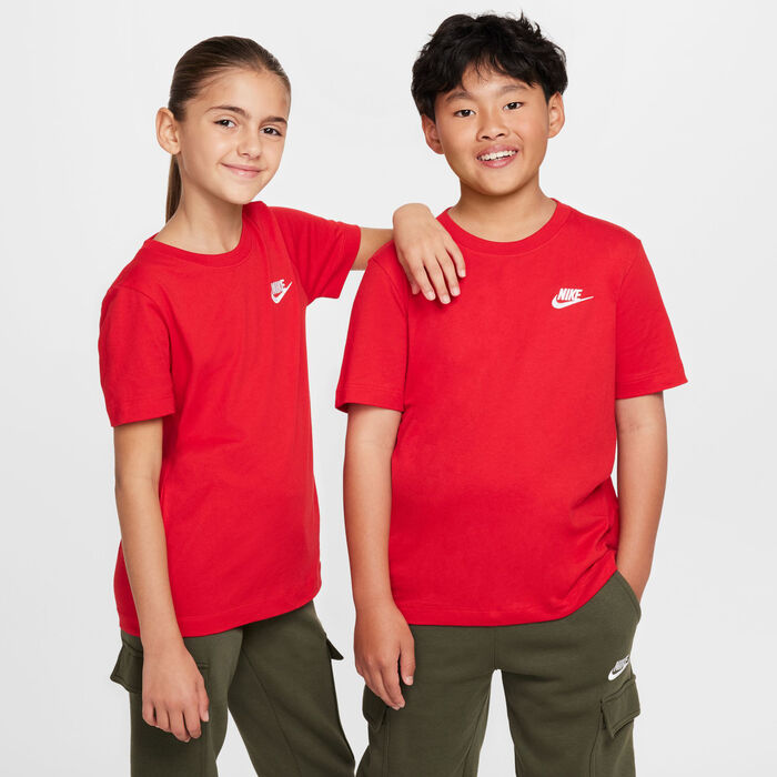 Nike Kids' Sportswear T-Shirt Red Nike Kids' Sportswear T-Shirt Red image number 0