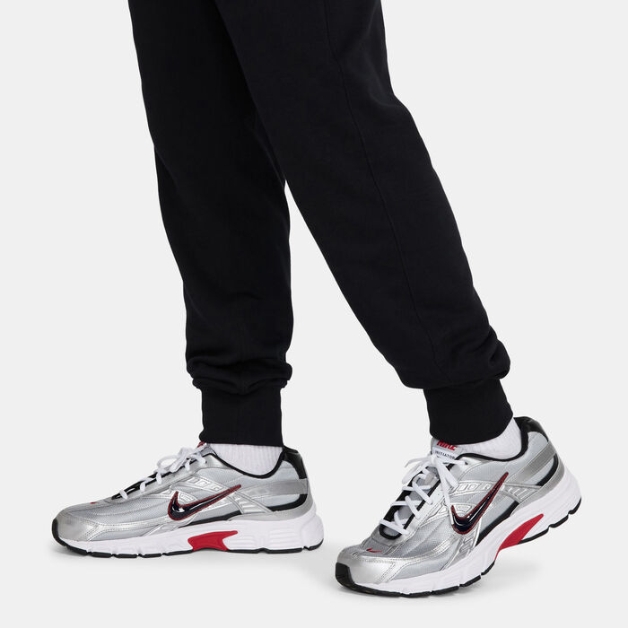 Nike Men's Club French Terry Joggers Black Nike Men's Club French Terry Joggers Black image number 5