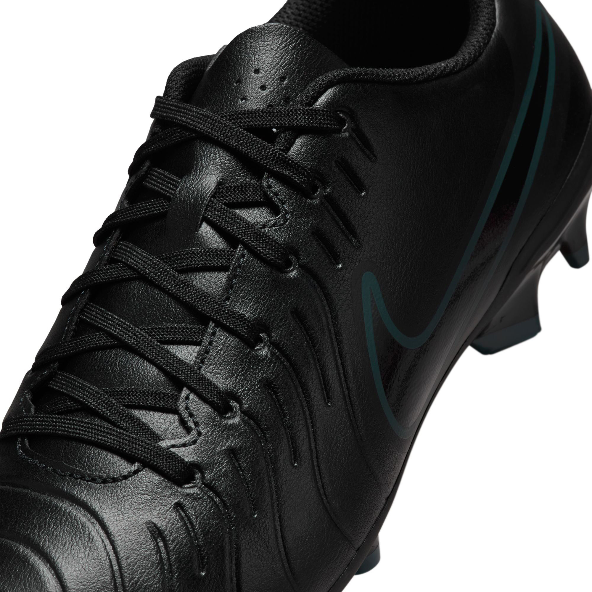 Nike tiempo genio vs mystic discount