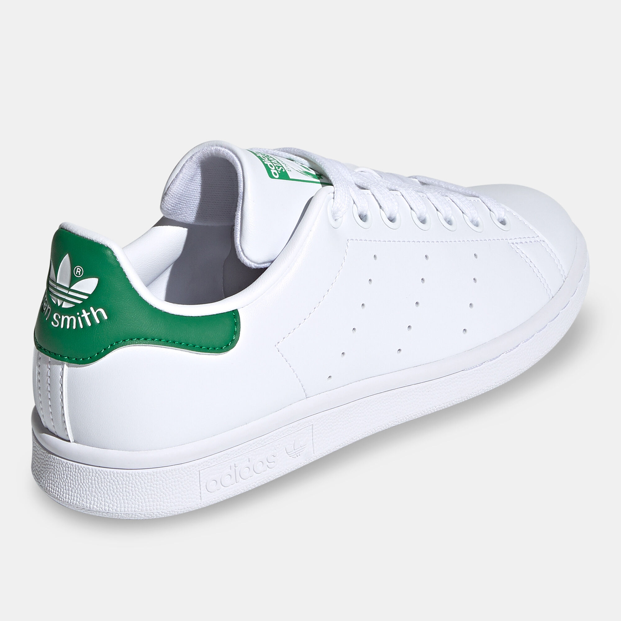 Stan smith best sale 2 womens shoes