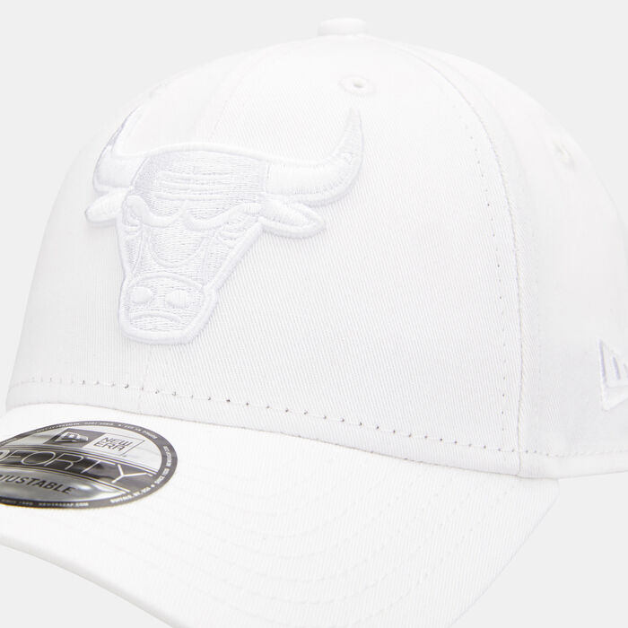 New Era Men's NBA Essential Chicago Bulls 9FORTY Cap White image number 2