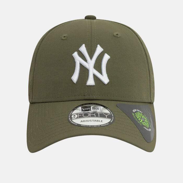 New Era Men's Recycled 9FORTY Cap Green New Era Men's Recycled 9FORTY Cap Green image number 0