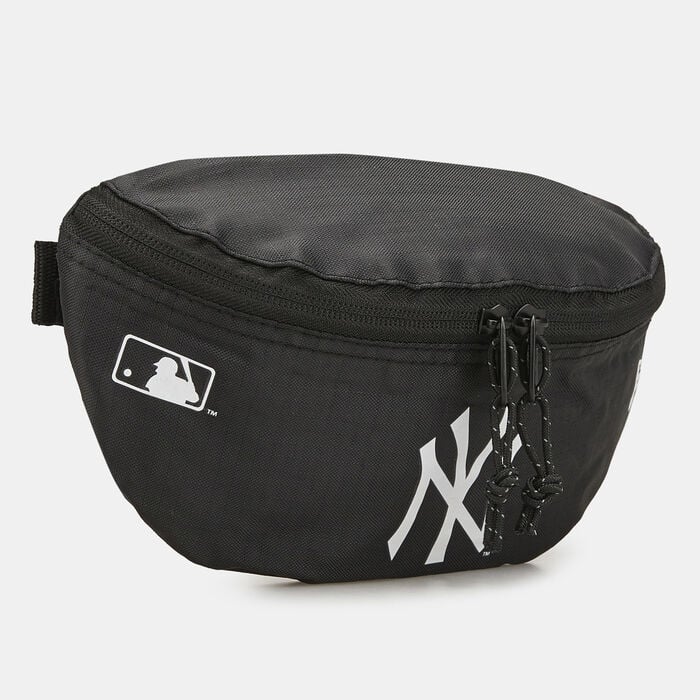 New Era Men's New York Yankees Mini Waist Pack Black New Era Men's New York Yankees Mini Waist Pack Black image number 2