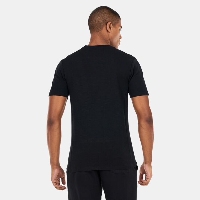 Sun and Sand Sports Men's Jacquard T-Shirt Black Sun and Sand Sports Men's Jacquard T-Shirt Black image number 1
