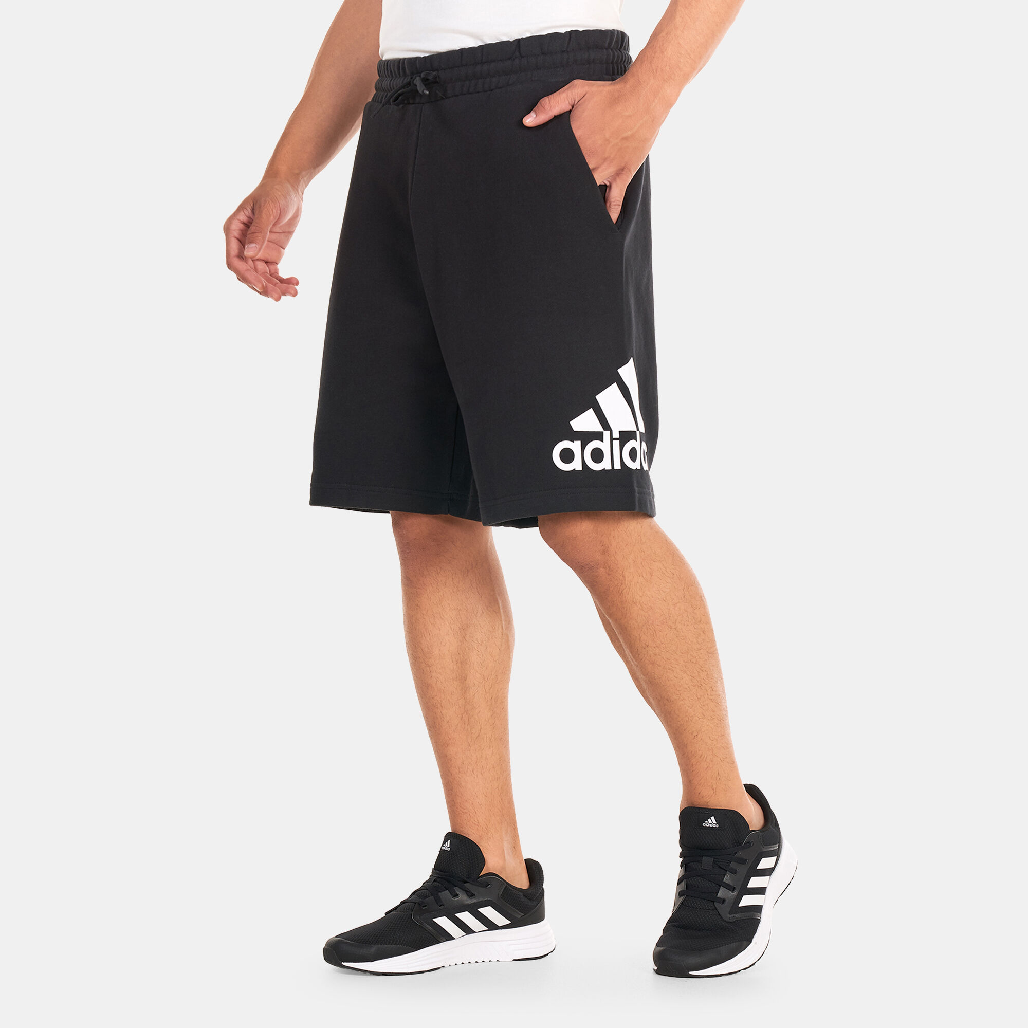 Adidas essentials logo shorts discount