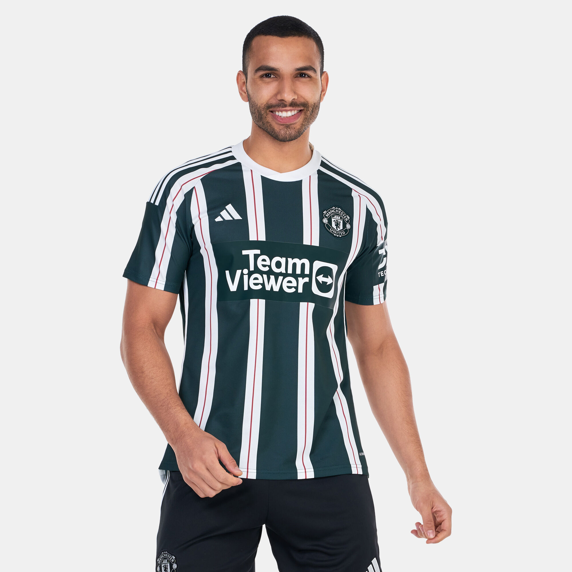 Manchester united away shirt clearance