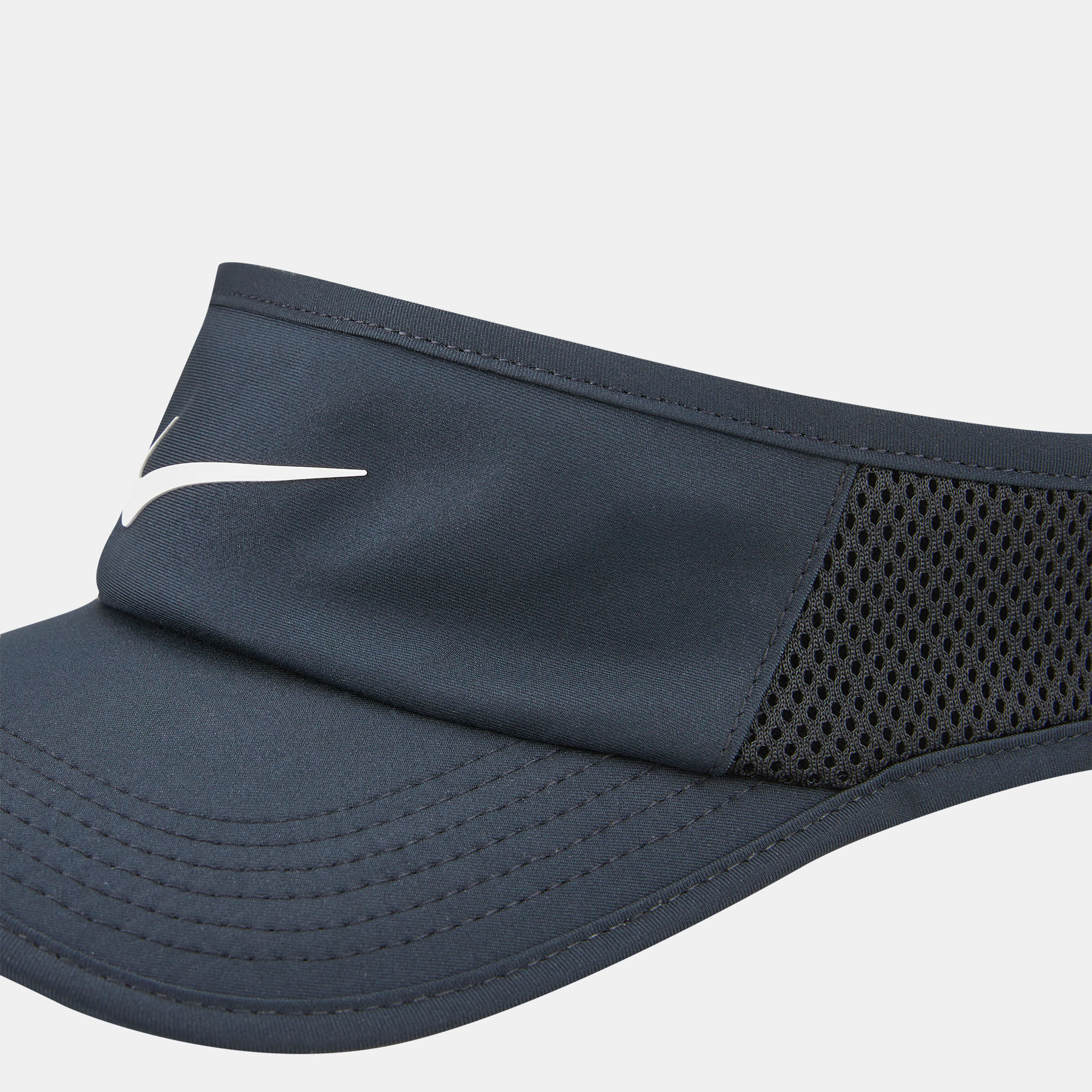 Men s Dri FIT AeroBill Featherlight Training Visor Black Nike in KSA SSS