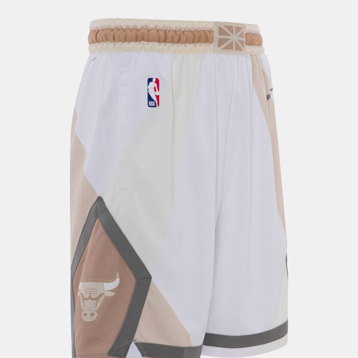 Nike Men's NBA Chicago Bulls 24/25 Dri-FIT Swingman City Edition Basketball Shorts White Nike Men's NBA Chicago Bulls 24/25 Dri-FIT Swingman City Edition Basketball Shorts White image number 2