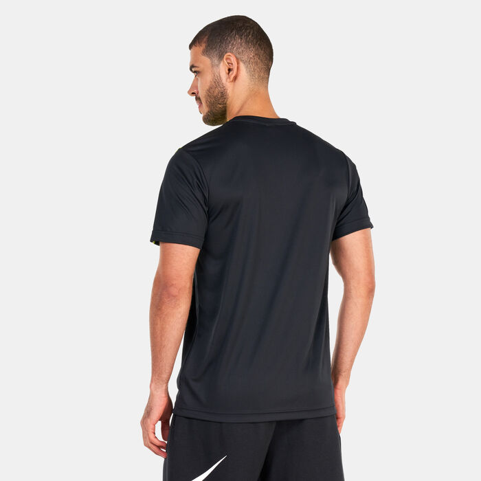 Nike Men's Sportswear Repeat T-Shirt Black image number 1