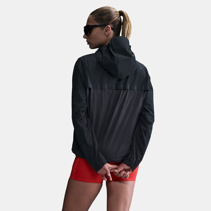 Nike Women's AeroSwift Aerogami Storm-FIT Running Jacket Black Nike Women's AeroSwift Aerogami Storm-FIT Running Jacket Black image number 1