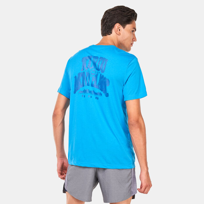 Nike Men's Dri-FIT Trail T-Shirt Green Nike Men's Dri-FIT Trail T-Shirt Green image number 1