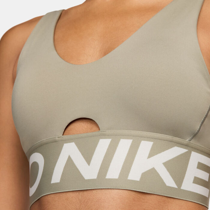Nike Women's Pro Indy Plunge Medium-Support Sports Bra Green image number 3
