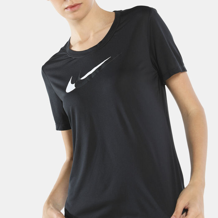 Nike Women's Dri-FIT Swoosh Run T-Shirt Black image number 3