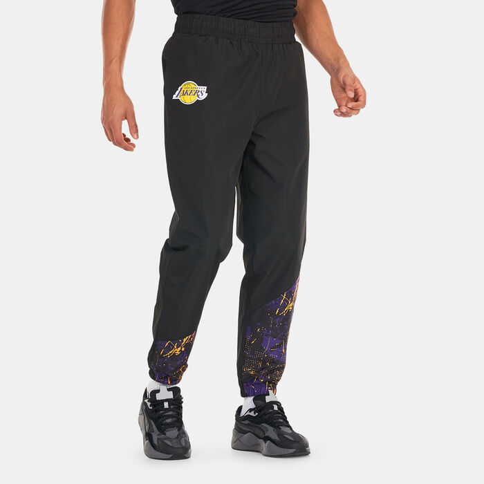 New Era Men's Los Angeles Lakers Allover Print Panel Track Pants Black New Era Men's Los Angeles Lakers Allover Print Panel Track Pants Black image number 0