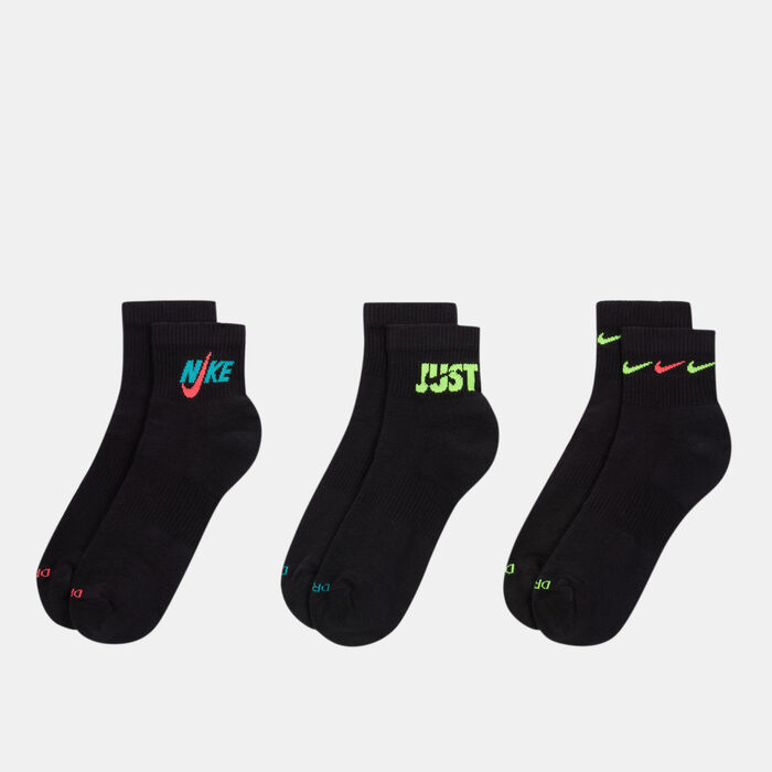 Nike Everyday Plus Cushioned Training Ankle Socks (3 Pack) Black image number 0