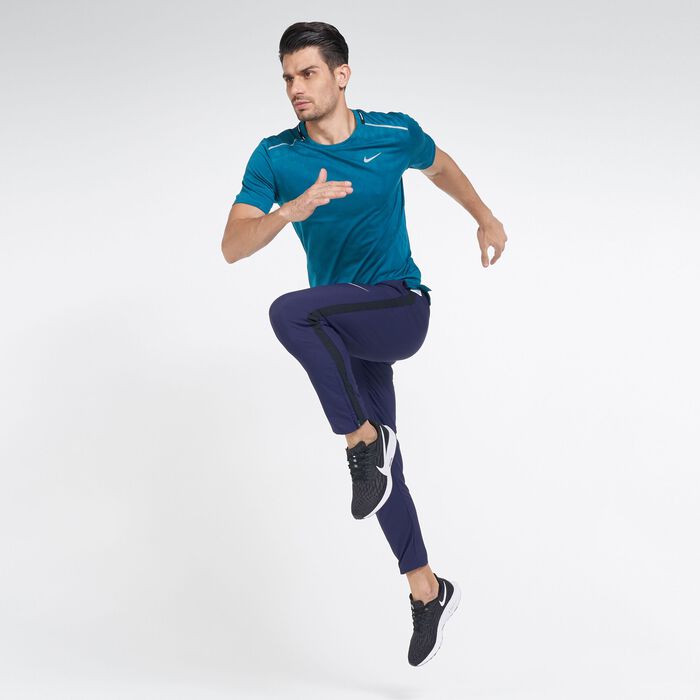 Nike Men's Run Stripe Sweatpants Nike Men's Run Stripe Sweatpants image number 2