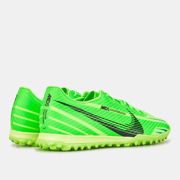 Nike Men's CR7 Vapor 15 Academy Mercurial Dream Speed Turf Ground Football Shoes Green Nike Men's CR7 Vapor 15 Academy Mercurial Dream Speed Turf Ground Football Shoes Green image number 2
