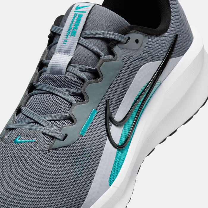 Nike Men's Downshifter 13 Road Running Shoes Grey Nike Men's Downshifter 13 Road Running Shoes Grey image number 4