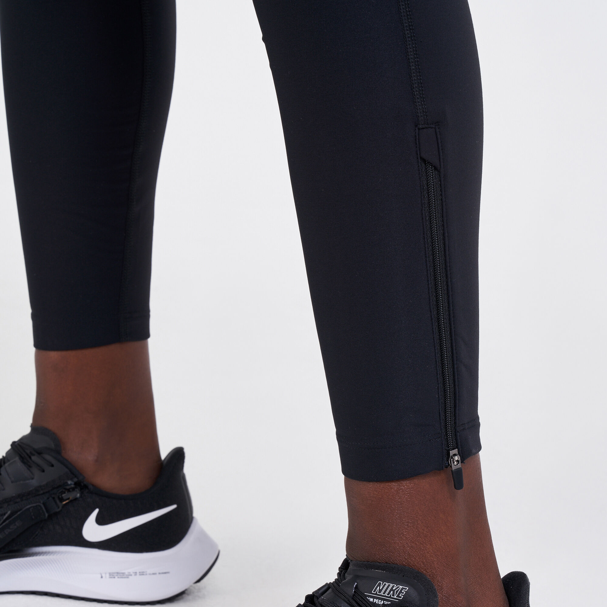 Nike shield 2025 tights womens