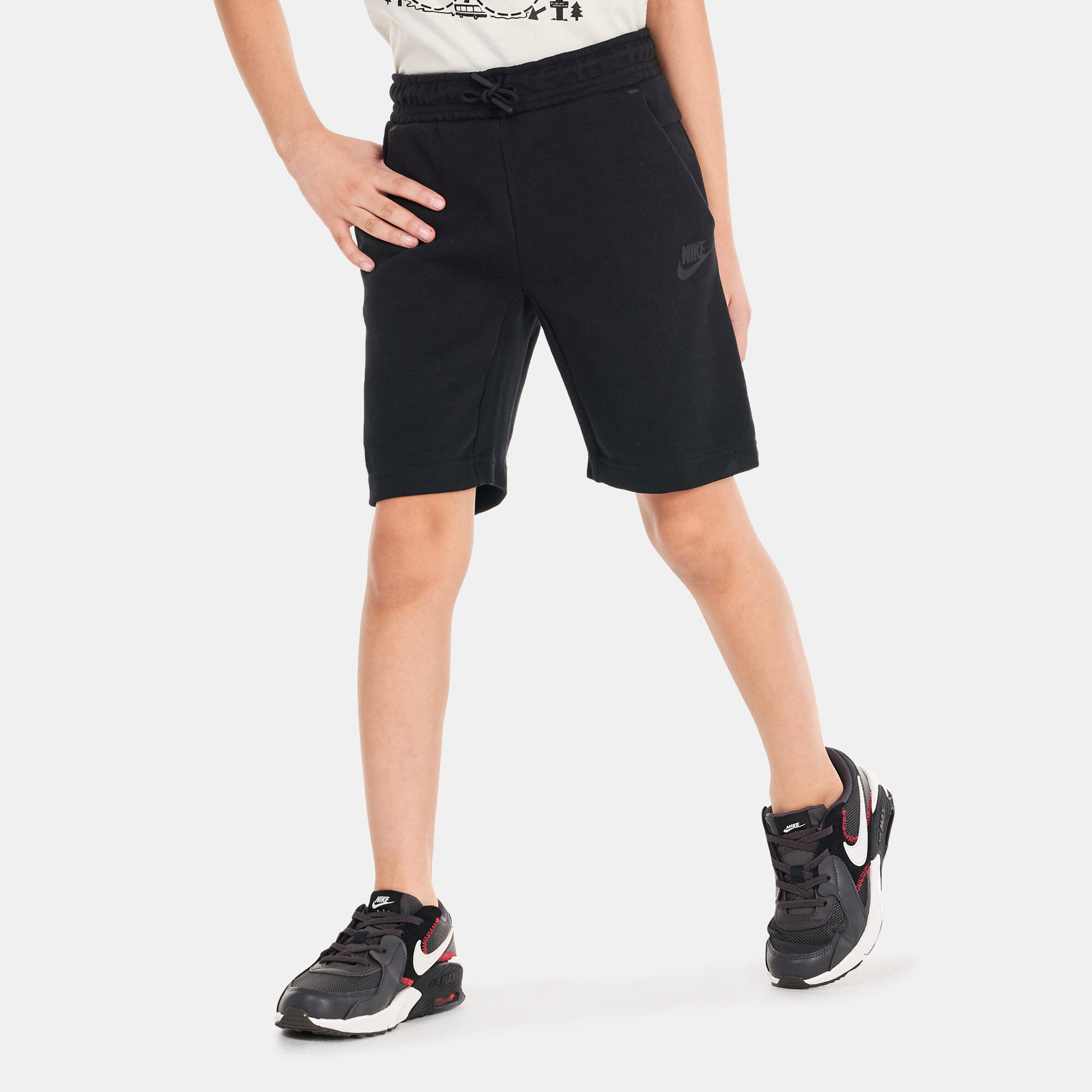 Nike tech fleece shorts hot sale kids