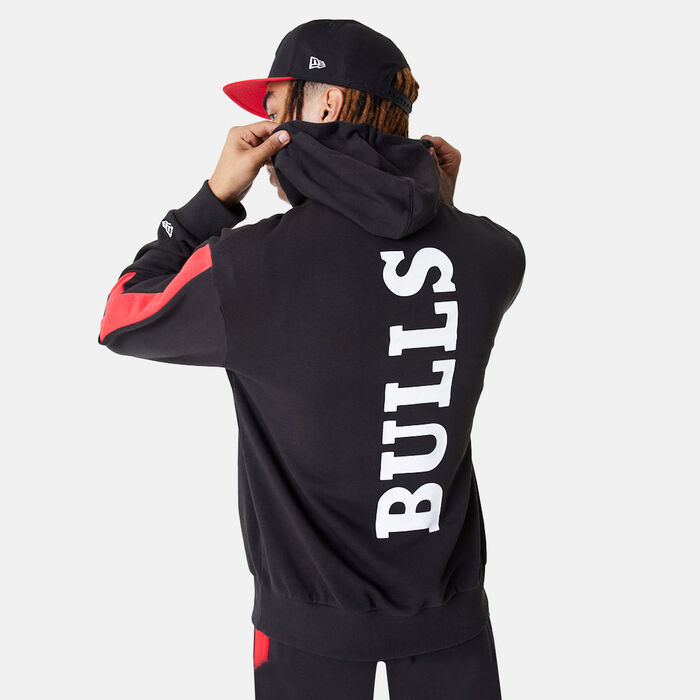 New Era Men's Chicago Bulls NBA Colour-Block Pullover Hoodie Black New Era Men's Chicago Bulls NBA Colour-Block Pullover Hoodie Black image number 1