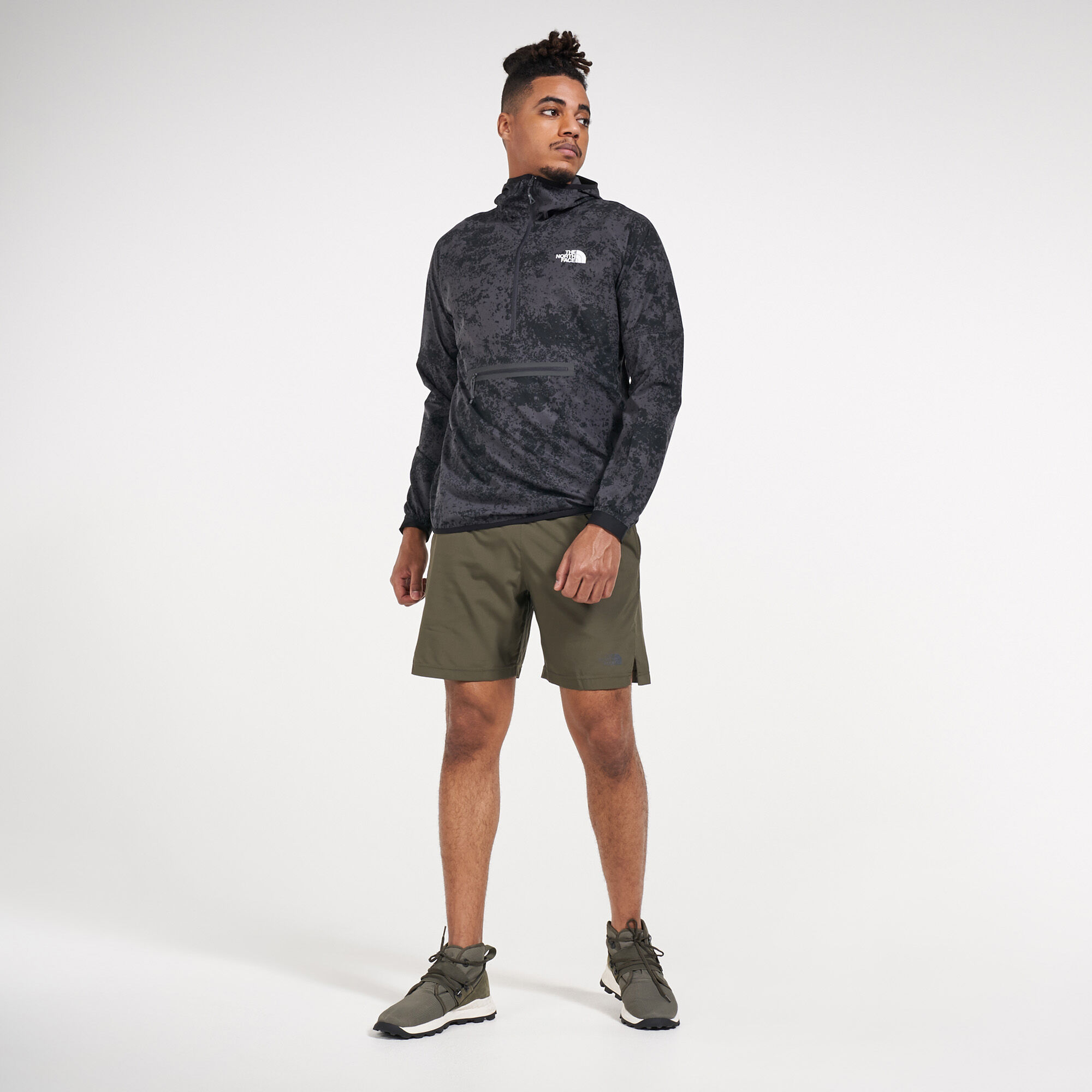 Buy The North Face Men s Varuna Anorak Jacket Grey in KSA SSS