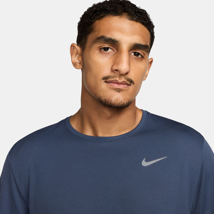 Nike Men's Miler Dri-FIT UV Running T-Shirt Blue Nike Men's Miler Dri-FIT UV Running T-Shirt Blue image number 3