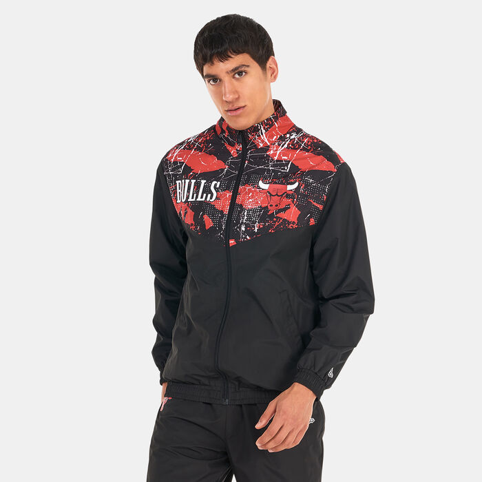 New Era Chicago Bulls Graphic Track Jacket Black image number 0