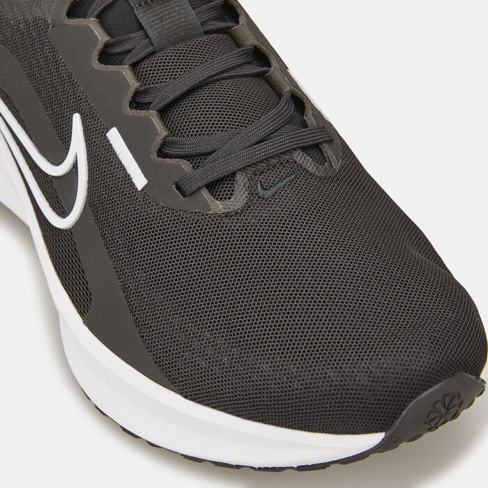 Nike Men's Downshifter 13 Road Running Shoes Black image number 4